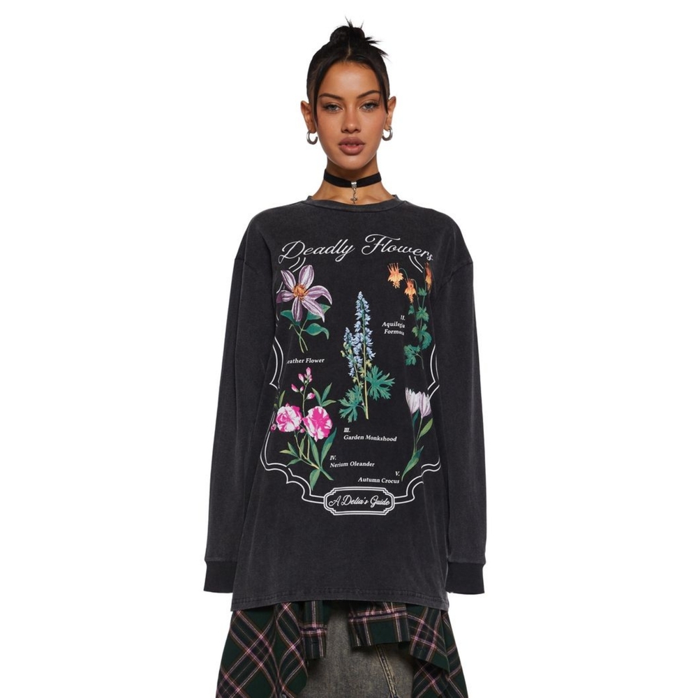 Deadly Flower Graphic Black Women's Top